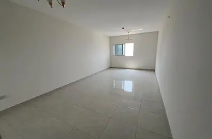 شقة - 2 غرف نوم - 3 حمامات للايجار في مساكن كورنيش عجمان - طريق كورنيش عجمان - عجمان شقة - 2 غرف نوم - 3 حمامات للايجار في مساكن كورنيش عجمان - طريق كورنيش عجمان - عجمان