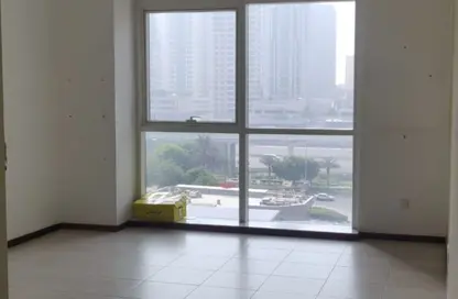 شقة - غرفة نوم - 1 حمام للايجار في (JLT) مجمع R - أبراج بحيرة الجميرا - دبي