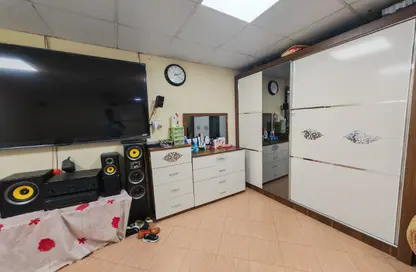 Apartment - 1 Bedroom - 1 Bathroom for rent in Mohamed Bin Zayed Centre - Mohamed Bin Zayed City - Abu Dhabi