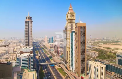 نصف طابق - استوديو للبيع في برج اليعقوب - شارع الشيخ زايد - دبي