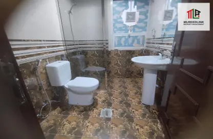Apartment - Studio - 1 Bathroom for rent in Al Saada Street - Al Mushrif - Abu Dhabi
