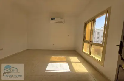 شقة - غرفة نوم - 1 حمام للايجار في فيلات مدينة خليفة آيه - مدينة خليفة أ - مدينة خليفة - أبوظبي