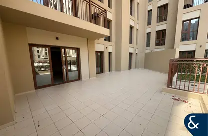 Apartment - 2 Bedrooms - 2 Bathrooms for sale in Zahra Breeze Apartments 3A - Zahra Breeze Apartments - Town Square - Dubai
