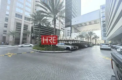 Office Space - Studio - 1 Bathroom for rent in Fairmont Hotel - Sheikh Zayed Road - Dubai