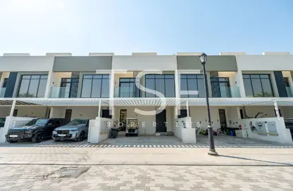 تاون هاوس - 4 غرف نوم - 6 حمامات للبيع في جميرا لكجيري - منطقة الجولف بالجميرا - دبي