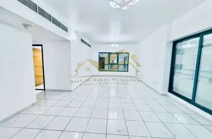 Apartment - 2 Bedrooms - 2 Bathrooms for rent in Saeed Towers - Sheikh Zayed Road - Dubai
