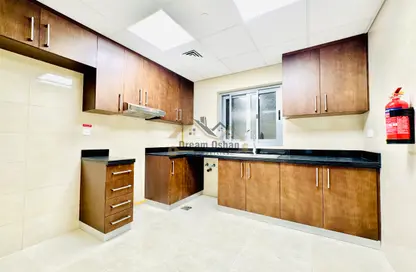 Apartment - 1 Bedroom - 2 Bathrooms for rent in Al Barsha 1 - Al Barsha - Dubai