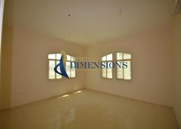 Empty Room image for: Villa - 6 bathrooms for rent in Shakhbout City - Abu Dhabi, Image 1
