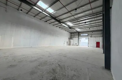 مستودع - استوديو - 1 حمام للايجار في بناء الصناعية 13 - منطقة رقم 13 - المنطقة الصناعية بالشارقة - الشارقة