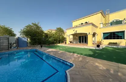 Villa - 4 Bedrooms - 4 Bathrooms for rent in Jumeirah Park - Dubai