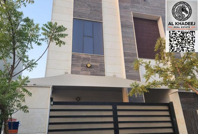 15631399 - صورة العقار 2