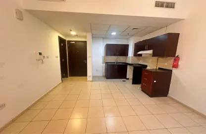 Apartment - 1 Bedroom - 2 Bathrooms for rent in Autumn 2 - Seasons Community - Jumeirah Village Circle - Dubai