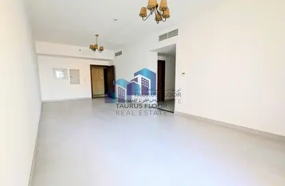 Apartment - 3 Bedrooms - 4 Bathrooms for rent in Al Mamzar Building - Al Mamzar - Deira - Dubai