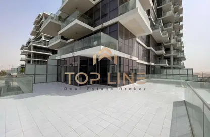 Apartment - 3 Bedrooms - 5 Bathrooms for sale in Golf Promenade 2A - Golf Promenade 2 - Golf Town - DAMAC Hills - Dubai Apartment - 3 Bedrooms - 5 Bathrooms for sale in Golf Promenade 2A - Golf Promenade 2 - Golf Town - DAMAC Hills - Dubai