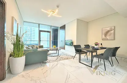 Living / Dining Room image for: Apartment - 1 Bedroom - 2 Bathrooms for sale in J ONE Tower A - J ONE - Business Bay - Dubai, Image 1
