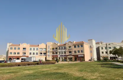 شقة - غرفة نوم - 2 حمامات للبيع في واي٠٧ - طراز إنجليزي - المدينة الدولية - دبي