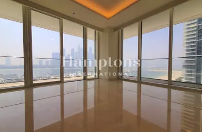 Apartment - 3 Bedrooms - 4 Bathrooms for rent in EMAAR Beachfront - Dubai Harbour - Dubai