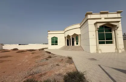 Villa - 2 Bedrooms - 2 Bathrooms for rent in Al Riffa - Ras Al Khaimah