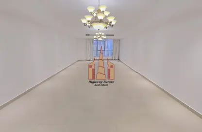 شقة - 3 غرف نوم - 4 حمامات للايجار في برج صحارى 2 - مجمع صحارى - النهدة - الشارقة