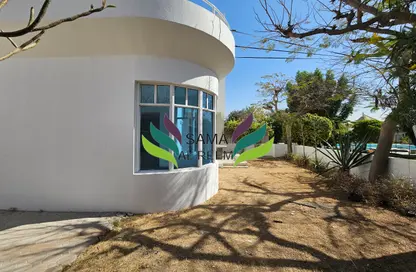 Compound - 4 Bedrooms - 4 Bathrooms for rent in Jumeirah 1 Villas - Jumeirah 1 - Jumeirah - Dubai