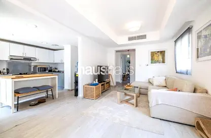 Villa - 2 Bedrooms - 3 Bathrooms for rent in Springs 3 - The Springs - Dubai