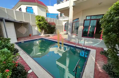 Villa - 4 Bedrooms - 4 Bathrooms for rent in Umm Suqeim 2 Villas - Umm Suqeim 2 - Umm Suqeim - Dubai