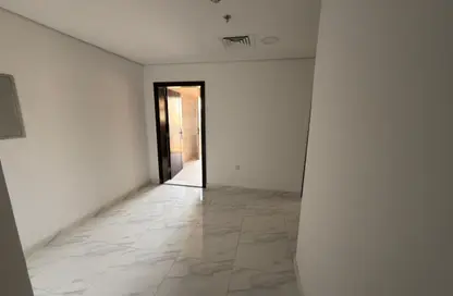 Apartment - 2 Bedrooms - 2 Bathrooms for rent in Al Jurf Industrial 3 - Al Jurf Industrial - Ajman