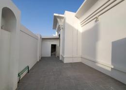 Villa - 4 bedrooms - 5 bathrooms for rent in Al Mnaizlah - Falaj Hazzaa - Al Ain