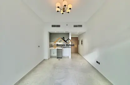 Apartment - Studio - 1 Bathroom for rent in Sama Al Jaddaf - Al Jaddaf - Dubai
