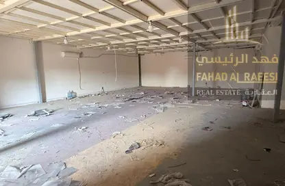 مستودع - استوديو - 1 حمام للايجار في أم الثعوب - أم القيوين