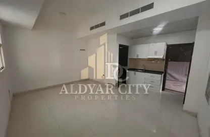 Apartment - Studio - 1 Bathroom for rent in Liwara 1 - Ajman