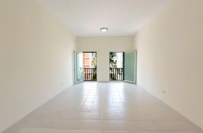 شقة - 2 غرف نوم - 3 حمامات للبيع في المبنى 153 - طراز حديث - ديسكفري غاردنز - دبي شقة - 2 غرف نوم - 3 حمامات للبيع في المبنى 153 - طراز حديث - ديسكفري غاردنز - دبي