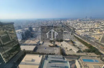 شقة - 2 غرف نوم - 3 حمامات للايجار في برج دوجا - شارع الشيخ زايد - دبي