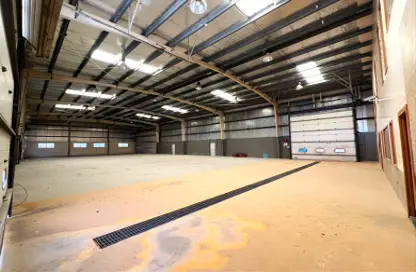 Warehouse - Studio for rent in Al Qusais Industrial Area 5 - Al Qusais Industrial Area - Al Qusais - Dubai