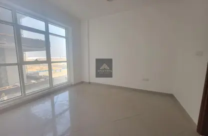 شقة - غرفة نوم - 2 حمامات للايجار في سراب 2 - الجادة - الشارقة