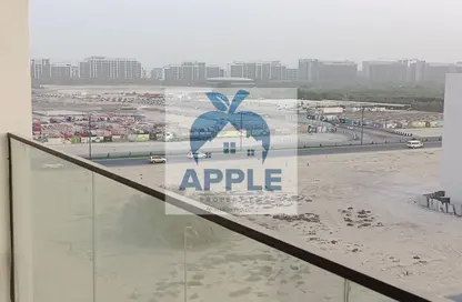 شقة - 2 غرف نوم - 3 حمامات للايجار في الزاهية - تجارية مويلح - الشارقة