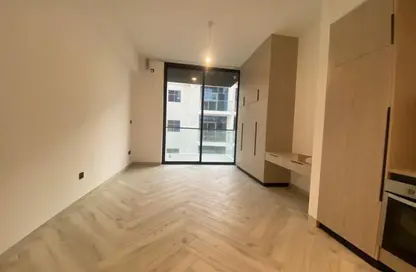 Apartment - Studio - 1 Bathroom for rent in Empire Residence - Jumeirah Village Circle - Dubai