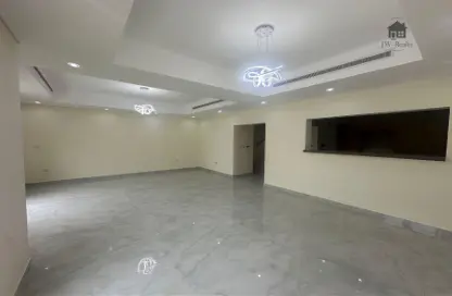 تاون هاوس - 3 غرف نوم - 3 حمامات للايجار في المرحلة الاولى - الفرجان - دبي
