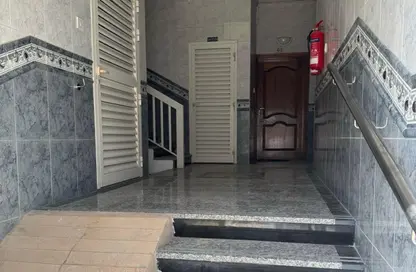 عمارة بالكامل - 7 غرف نوم - 7 حمامات للبيع في ميسلون - الشرق - الشارقة