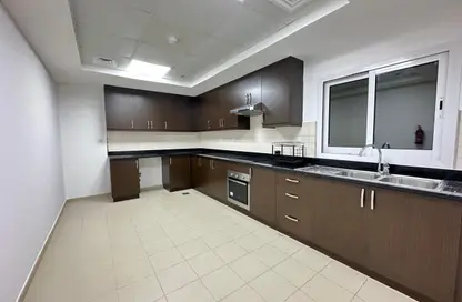 Apartment - 1 Bedroom - 2 Bathrooms for rent in Duja Tower - Sheikh Zayed Road - Dubai