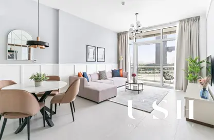 Living / Dining Room image for: Apartment - 1 Bedroom - 2 Bathrooms for sale in Park Gate Residences - Al Kifaf - Dubai, Image 1