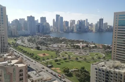 Apartment - 2 Bedrooms - 3 Bathrooms for rent in DoubleTree by Hilton Sharjah Waterfront Hotel  and  Residences - Al Majaz 2 - Al Majaz - Sharjah