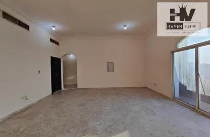 Empty Room image for: Apartment - 4 Bedrooms - 4 Bathrooms for rent in Mohamed Bin Zayed Centre - Mohamed Bin Zayed City - Abu Dhabi, Image 1