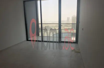 Apartment - 1 Bedroom - 2 Bathrooms for rent in Amal Tower - Dubai Sports City - Dubai