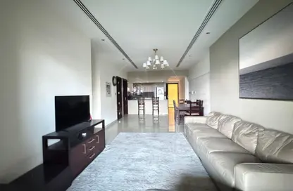 Apartment - 2 Bedrooms - 3 Bathrooms for rent in Elite Downtown Residence - Downtown Dubai - Dubai