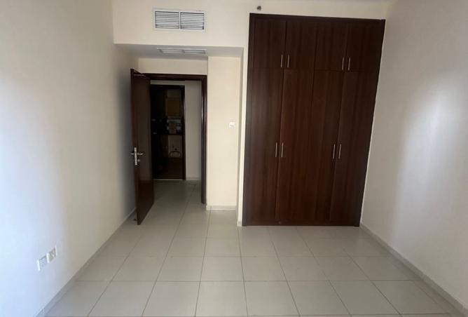 16012309 - Property Image 2