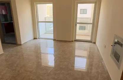 Apartment - 2 Bedrooms - 2 Bathrooms for rent in Al Rashidiya Towers - Al Rashidiya - Ajman Downtown - Ajman
