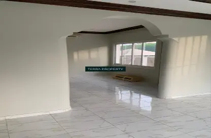 Villa - 4 Bedrooms - 5 Bathrooms for rent in Al Mairid - Ras Al Khaimah