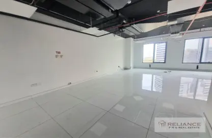 Office Space - Studio - 1 Bathroom for rent in Palace Towers - Dubai Silicon Oasis - Dubai