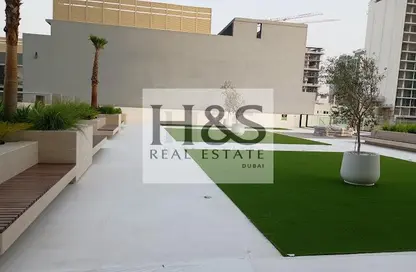 شقة - 2 غرف نوم - 2 حمامات للبيع في بن غاطي كورنر - قرية الجميرا سركل - دبي